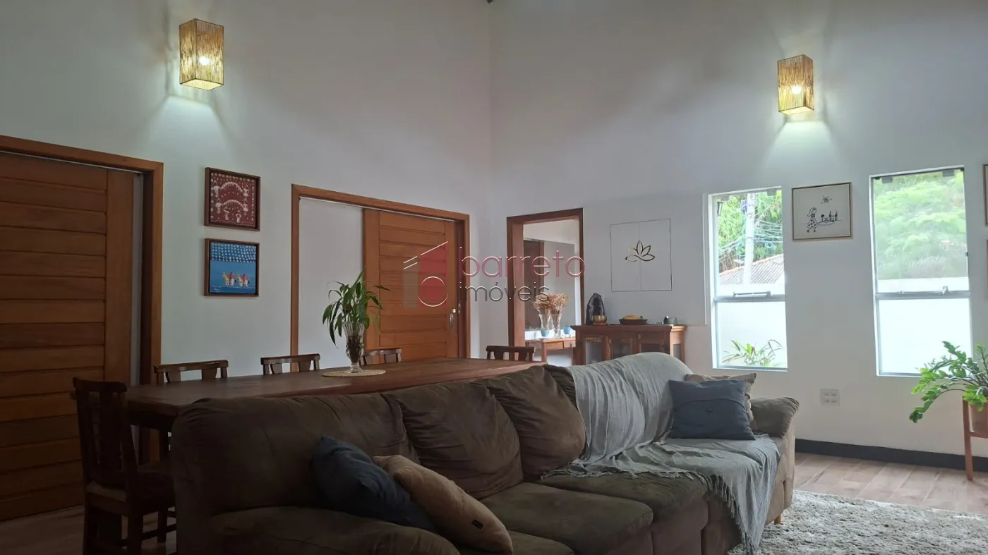 CASA COM ENTRADA INDIVIDUAL PARA LOCAÇÃO NO BAIRRO DO TRAVIÚ – JUNDIAÍ/SP