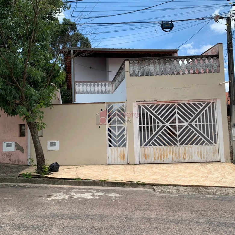 CASA À VENDA NO BAIRRO TULIPAS EM JUNDIAÍ/SP