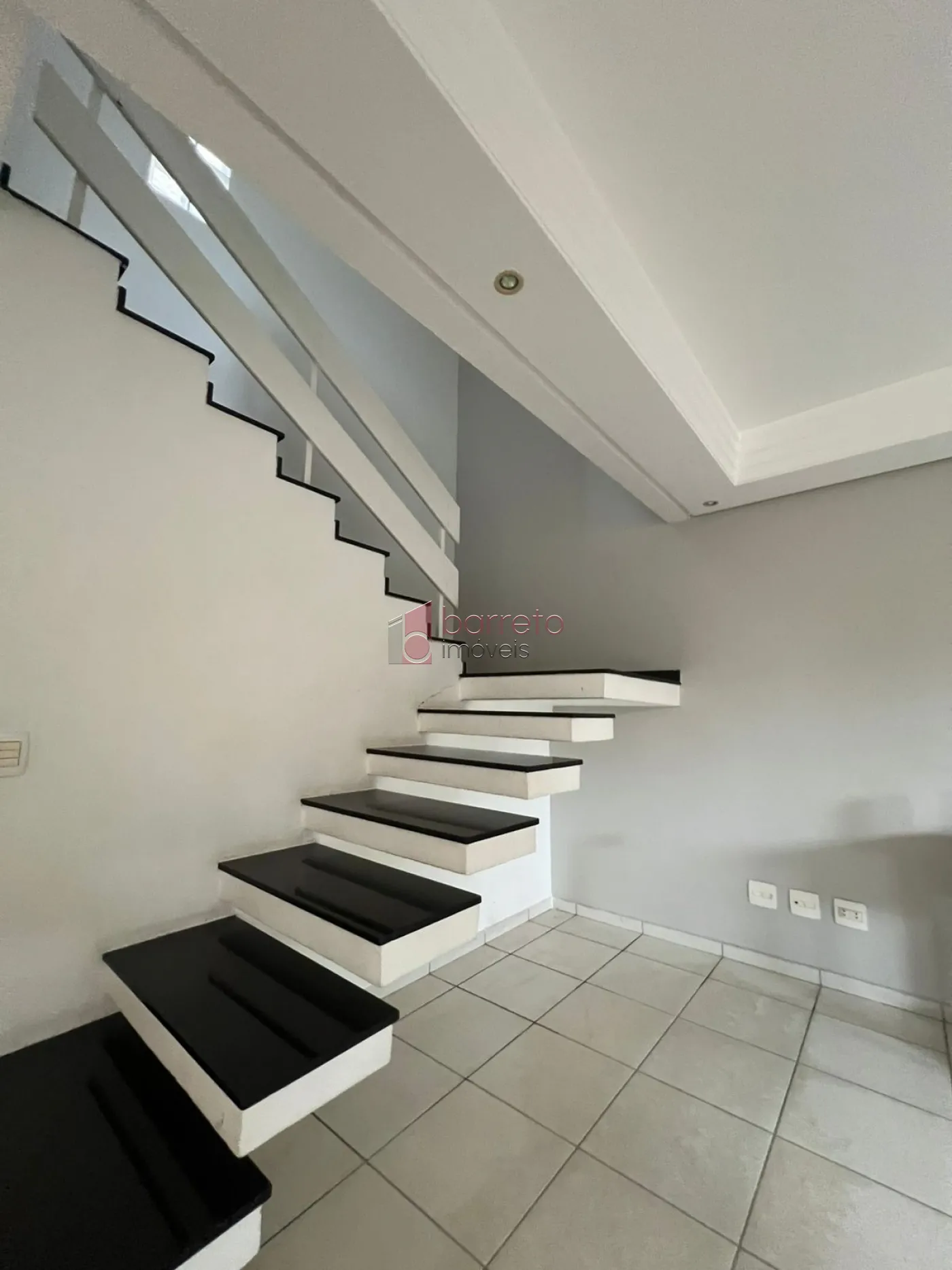 CASA À VENDA NO BAIRRO VILA AGRÍCOLA EM JUNDIAÍ/SP