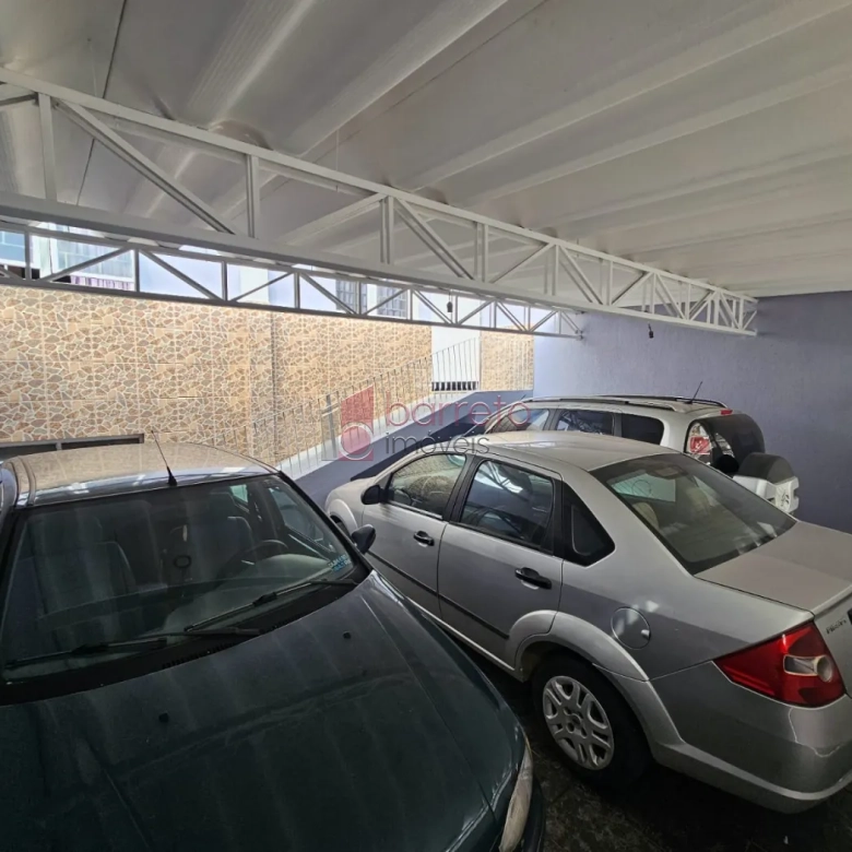 CASA COM 02 EDÍCULAS À VENDA NA VILA BANDEIRANTES EM JUNDIAÍ/SP