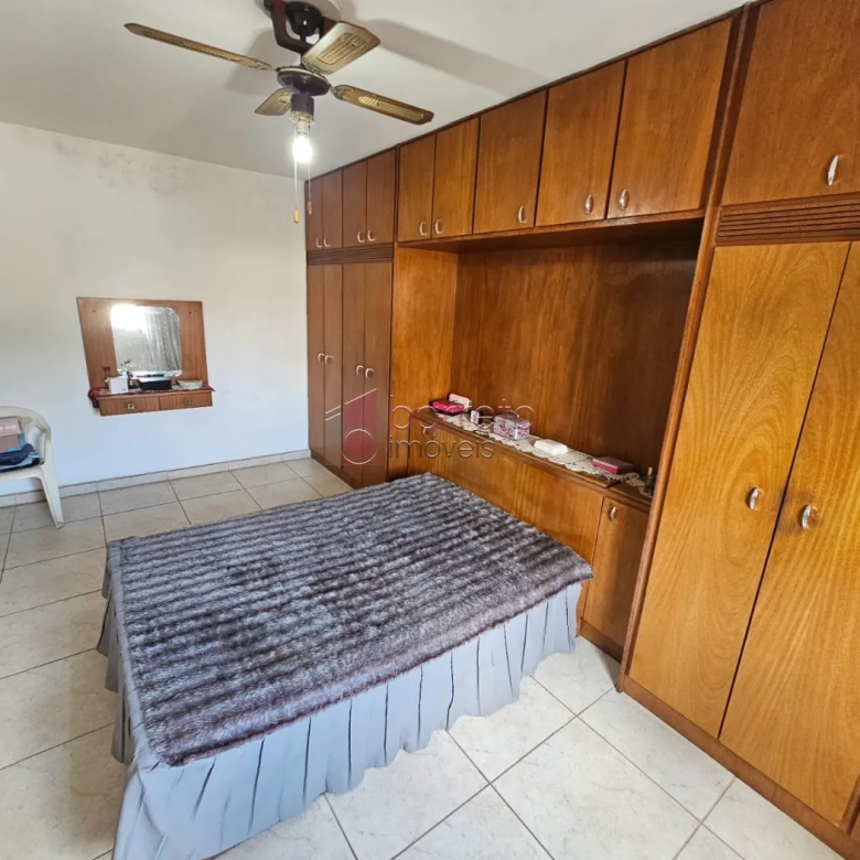 CASA COM 02 EDÍCULAS À VENDA NA VILA BANDEIRANTES EM JUNDIAÍ/SP