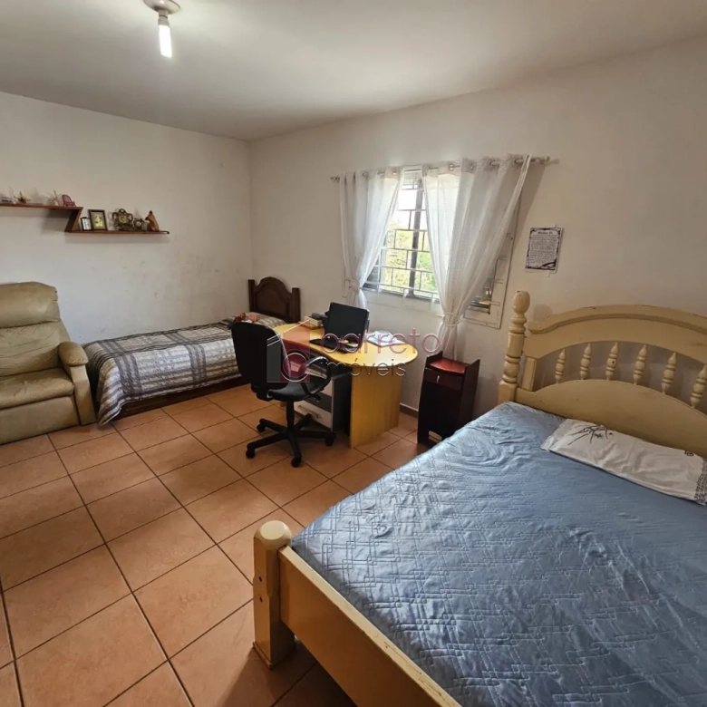 CASA COM 02 EDÍCULAS À VENDA NA VILA BANDEIRANTES EM JUNDIAÍ/SP