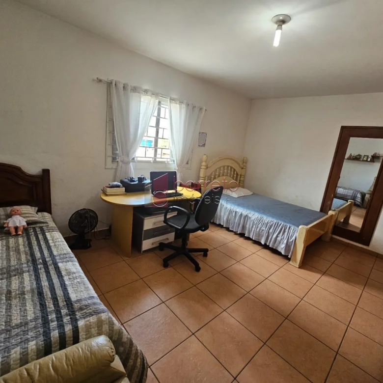 CASA COM 02 EDÍCULAS À VENDA NA VILA BANDEIRANTES EM JUNDIAÍ/SP