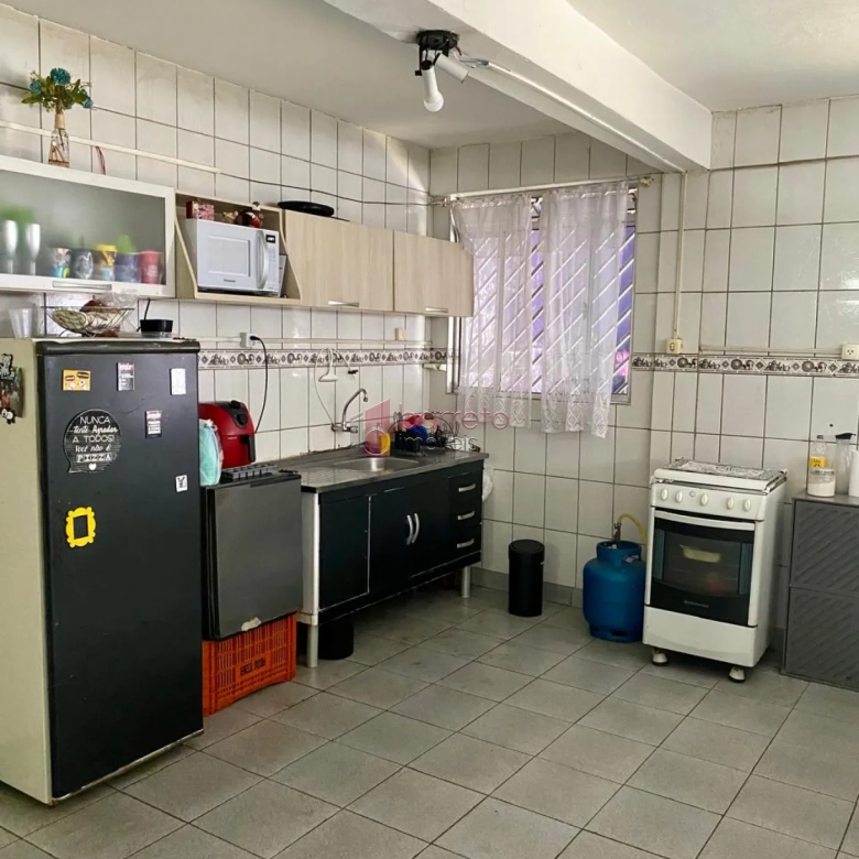 CASA COM 02 EDÍCULAS À VENDA NA VILA BANDEIRANTES EM JUNDIAÍ/SP