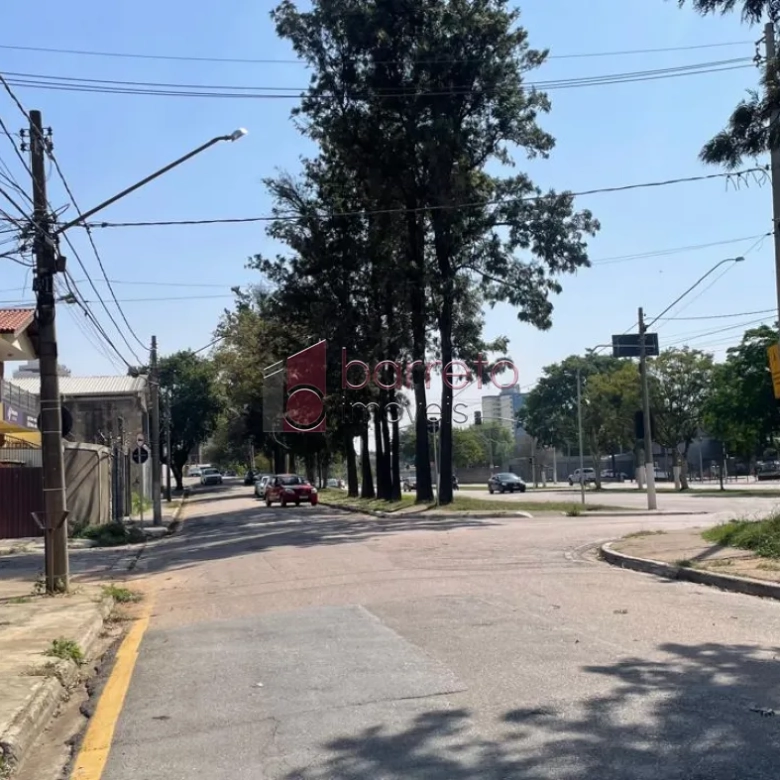 SOBRADO PARA VENDA NO BAIRRO VILA DAS HORTÊNCIAS – JUNDIAÍ/SP