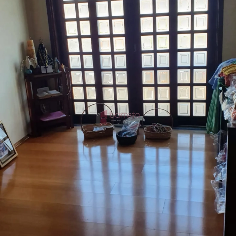 SOBRADO PARA VENDA NO BAIRRO VILA GALVÃO – JUNDIAÍ/SP