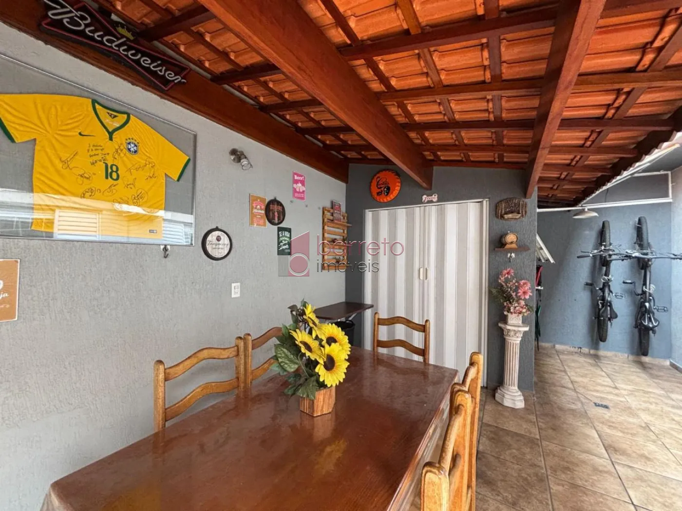 CASA À VENDA NO JARDIM MERCI EM JUNDIAÍ/SP