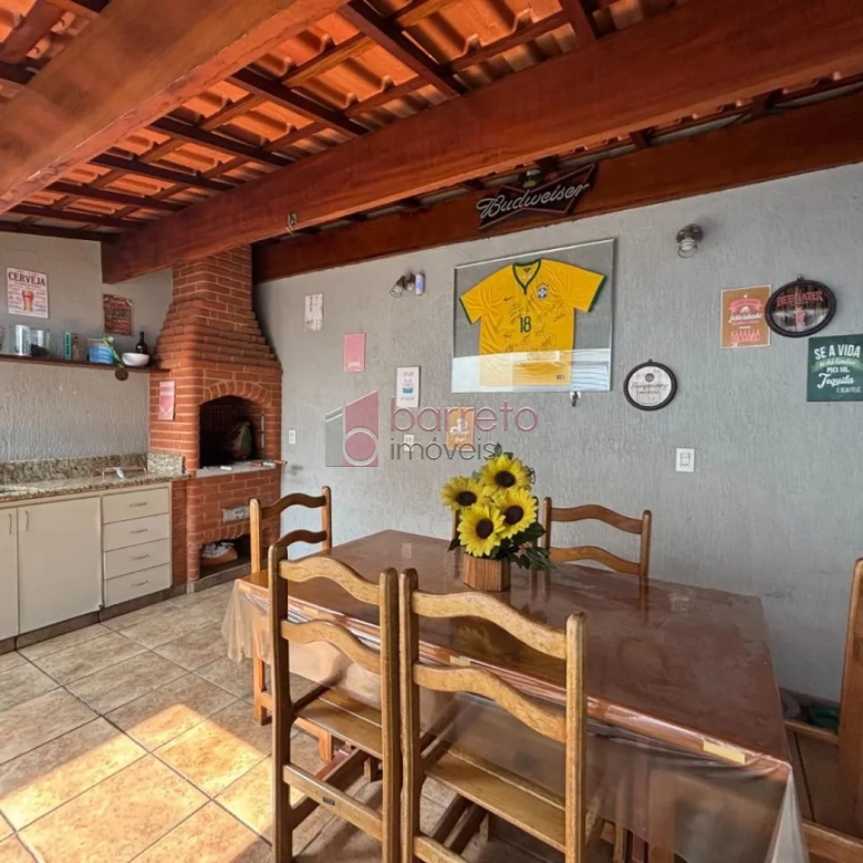 CASA À VENDA NO JARDIM MERCI EM JUNDIAÍ/SP