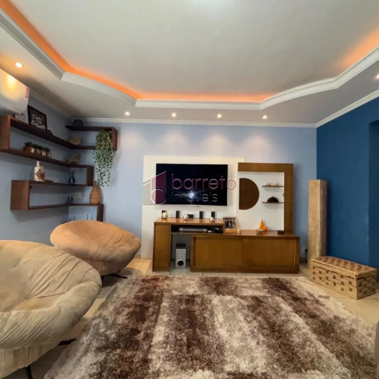 CASA À VENDA NO JARDIM MERCI EM JUNDIAÍ/SP