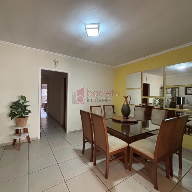 CASA À VENDA NO JARDIM MERCI EM JUNDIAÍ/SP
