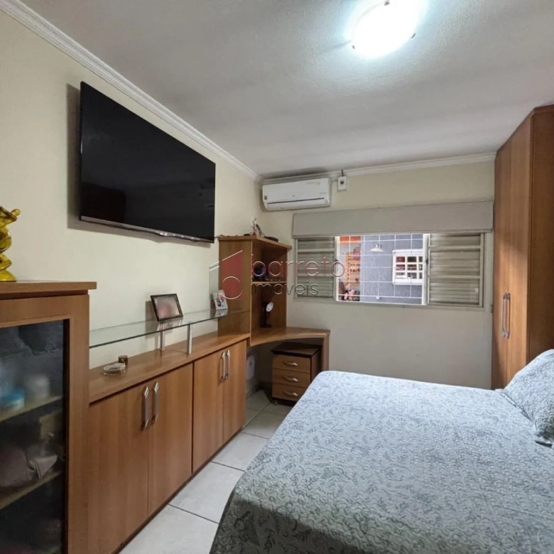 CASA À VENDA NO JARDIM MERCI EM JUNDIAÍ/SP