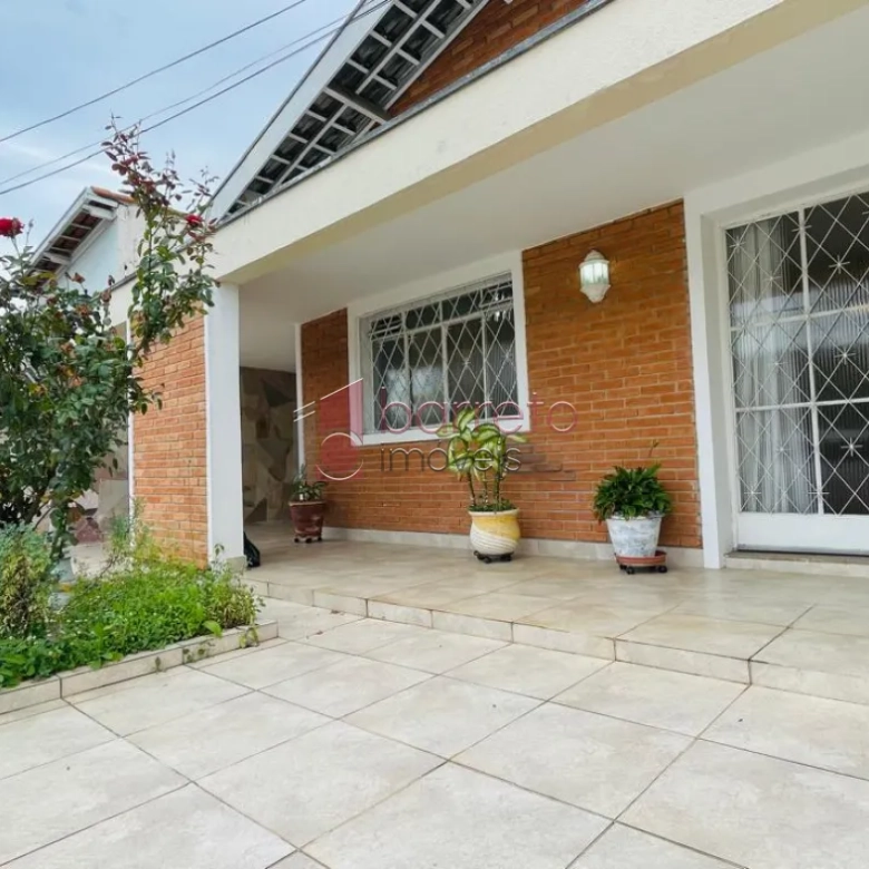 CASA TÉRREA COM EDÍCULA À VENDA NA VILA GRAFF EM JUNDIAÍ/SP