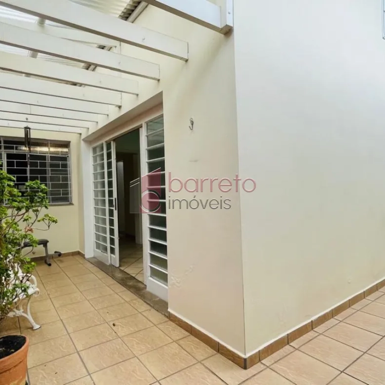 CASA TÉRREA COM EDÍCULA À VENDA NA VILA GRAFF EM JUNDIAÍ/SP