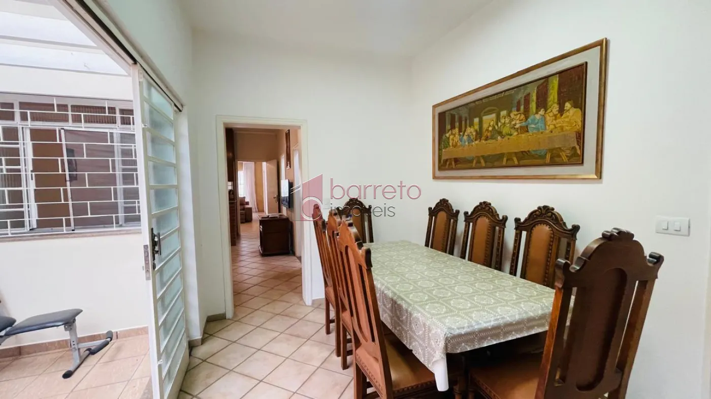 CASA TÉRREA COM EDÍCULA À VENDA NA VILA GRAFF EM JUNDIAÍ/SP