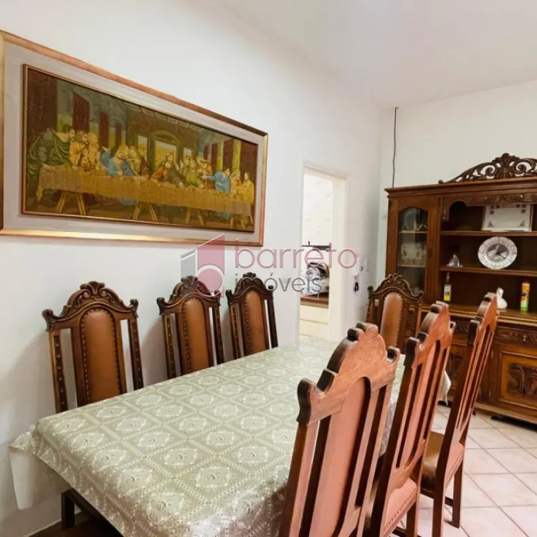 CASA TÉRREA COM EDÍCULA À VENDA NA VILA GRAFF EM JUNDIAÍ/SP