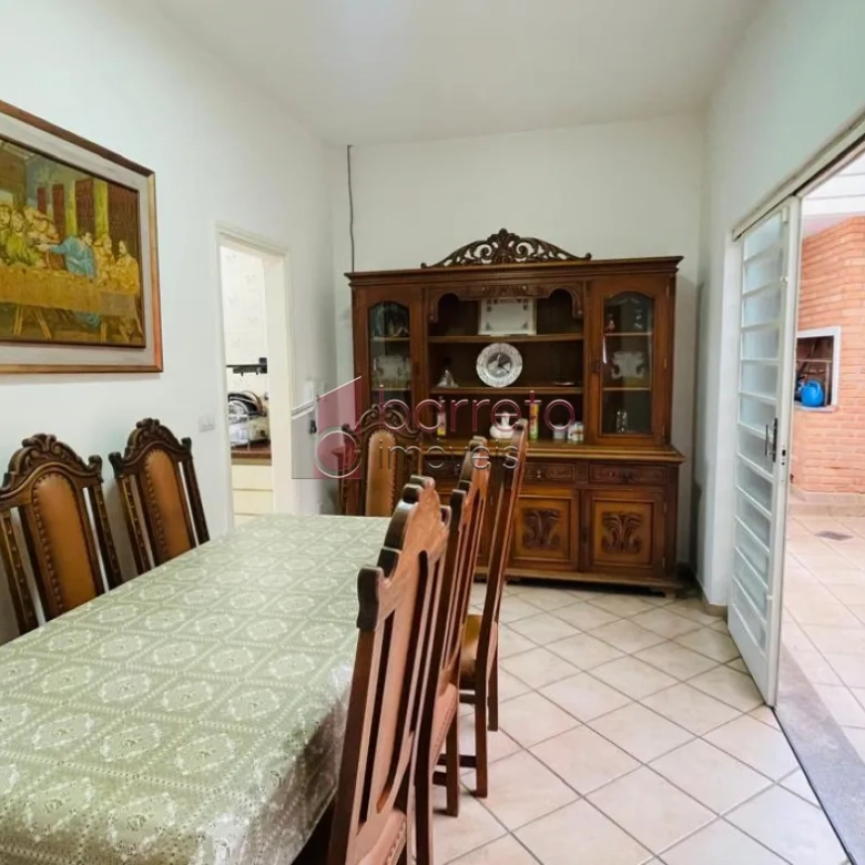 CASA TÉRREA COM EDÍCULA À VENDA NA VILA GRAFF EM JUNDIAÍ/SP