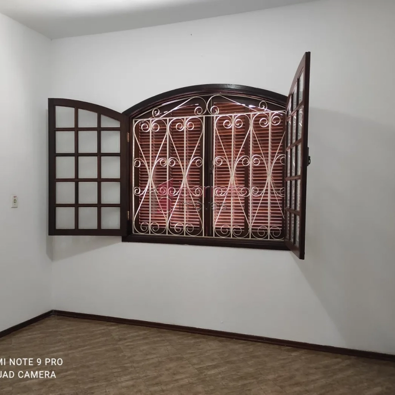 CASA PARA VENDA NO BAIRRO VILA HORTOLÂNDIA – JUNDIAÍ/SP