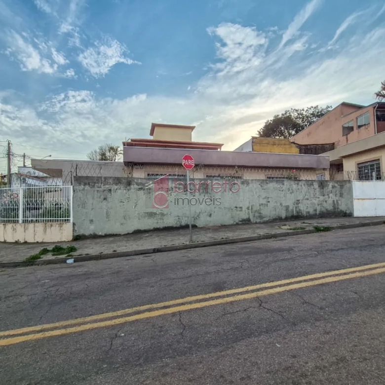 CASA TÉRREA COM EDÍCULA PARA VENDA NO BAIRRO VILA MARLENE – JUNDIAÍ/SP