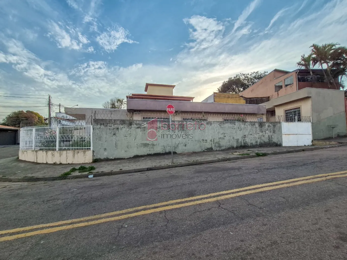 CASA TÉRREA COM EDÍCULA PARA VENDA NO BAIRRO VILA MARLENE – JUNDIAÍ/SP