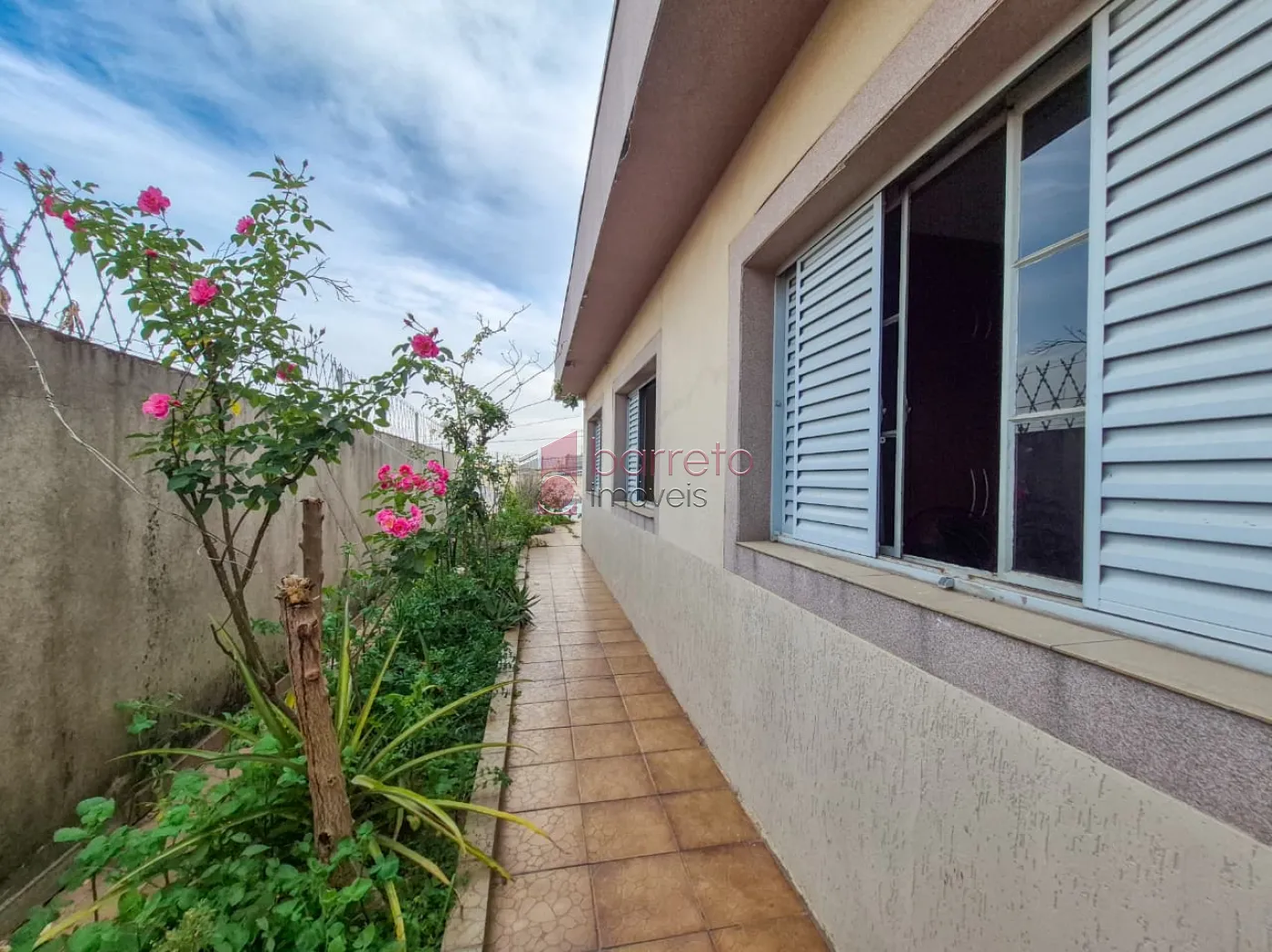 CASA TÉRREA COM EDÍCULA PARA VENDA NO BAIRRO VILA MARLENE – JUNDIAÍ/SP