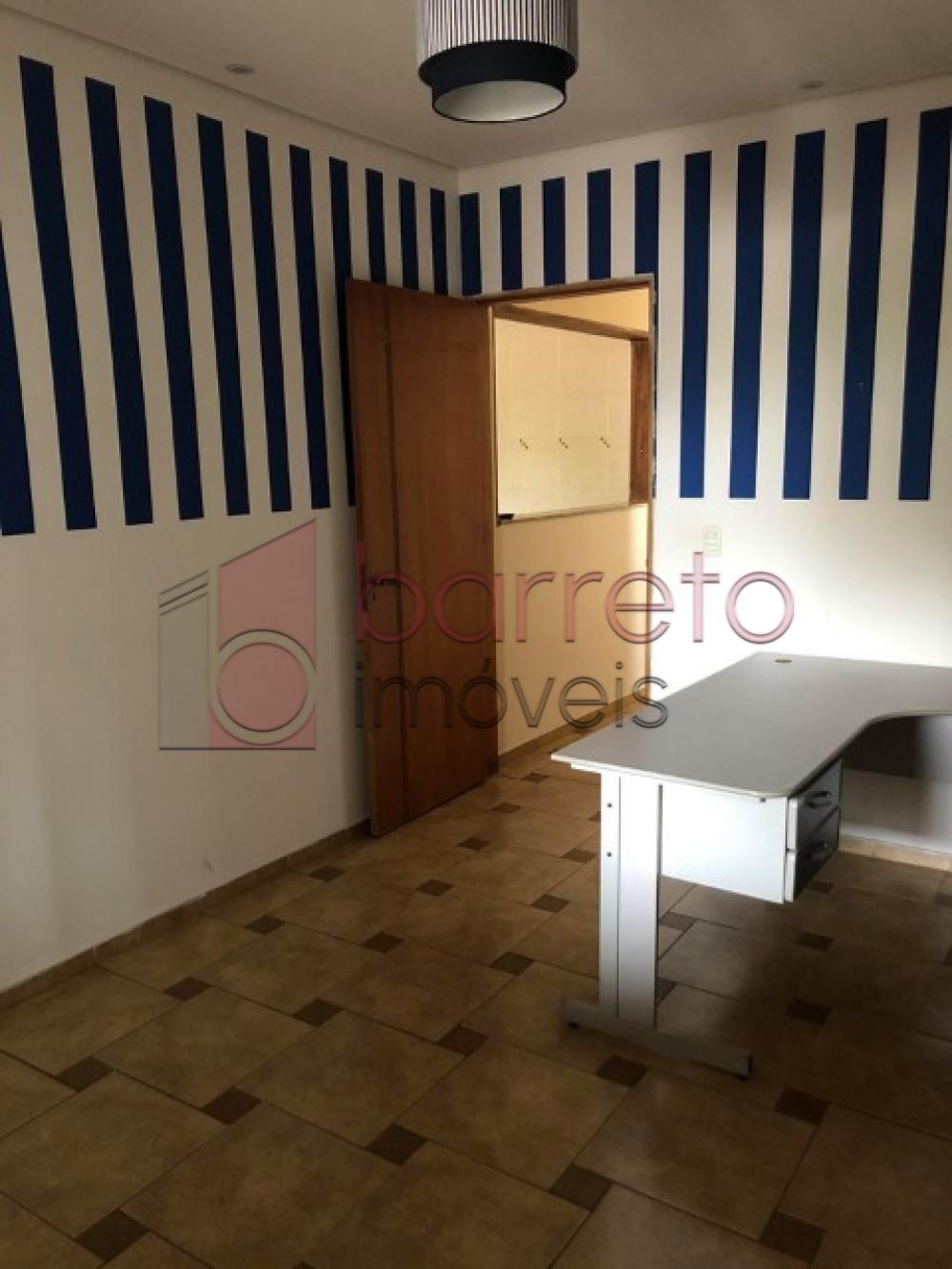 CASA PARA VENDA NO BAIRRO VL NAMBI EM JUNDIAÍ – SP 3 dorms (1 suíte) Sala ampla, cozinh,  3 banheiros e Espaço Gourmet, 1 vaga!