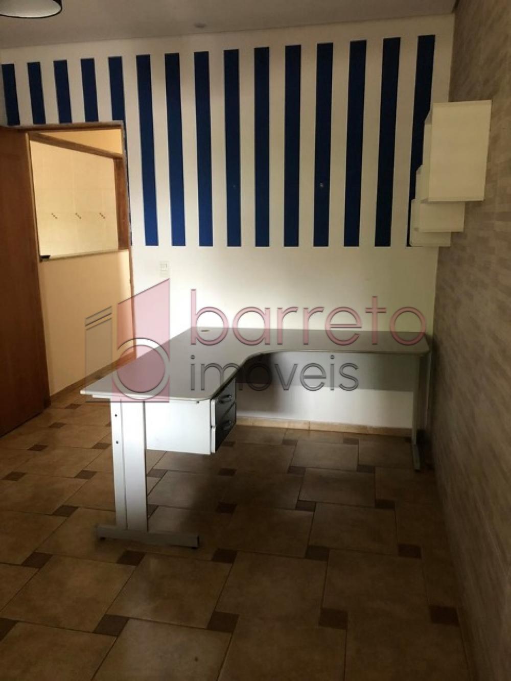 CASA PARA VENDA NO BAIRRO VL NAMBI EM JUNDIAÍ – SP 3 dorms (1 suíte) Sala ampla, cozinh,  3 banheiros e Espaço Gourmet, 1 vaga!