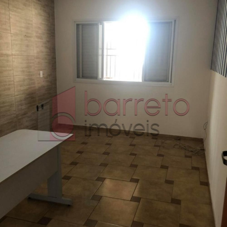 CASA PARA VENDA NO BAIRRO VL NAMBI EM JUNDIAÍ – SP 3 dorms (1 suíte) Sala ampla, cozinh,  3 banheiros e Espaço Gourmet, 1 vaga!