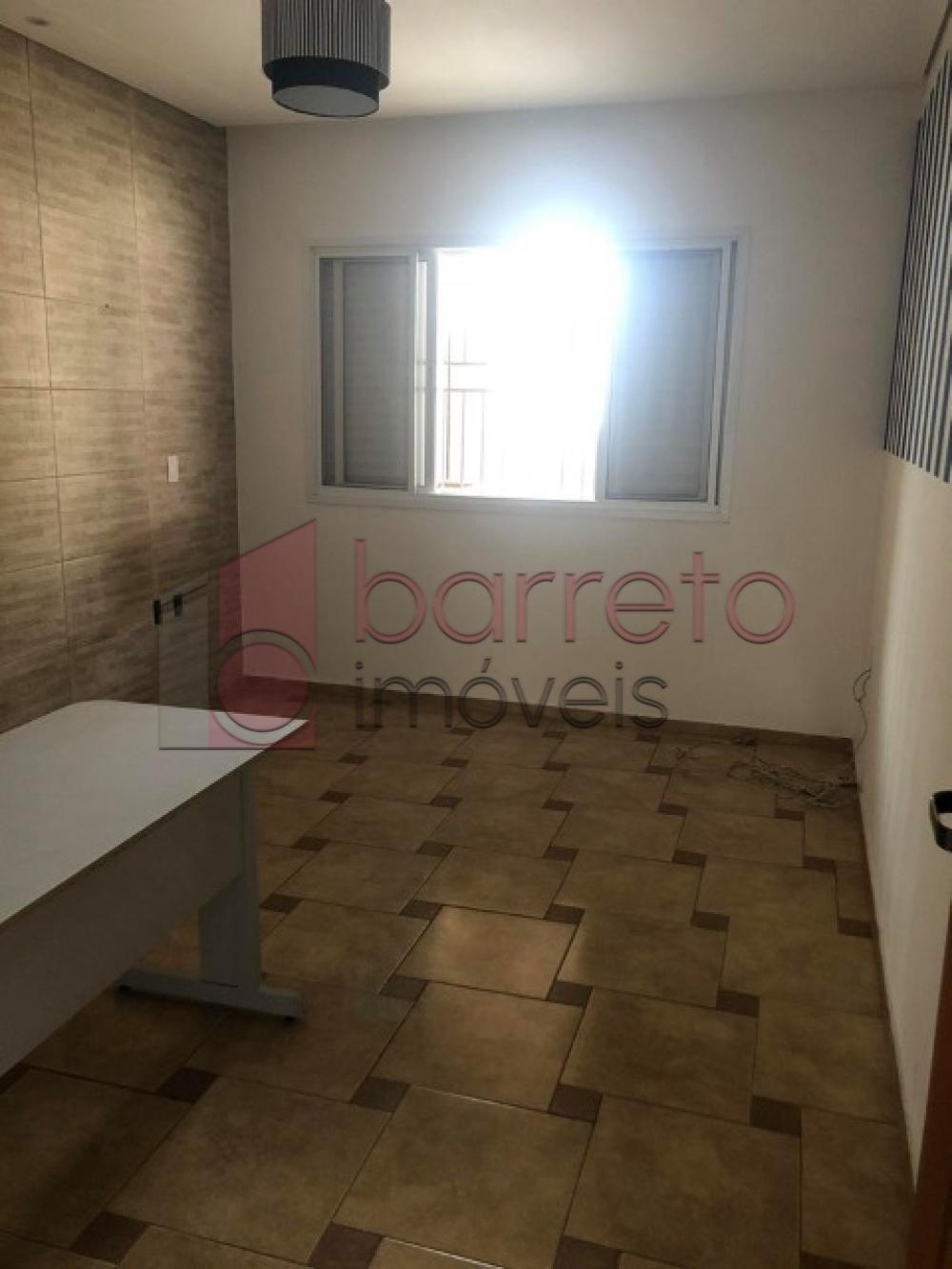 CASA PARA VENDA NO BAIRRO VL NAMBI EM JUNDIAÍ – SP 3 dorms (1 suíte) Sala ampla, cozinh,  3 banheiros e Espaço Gourmet, 1 vaga!