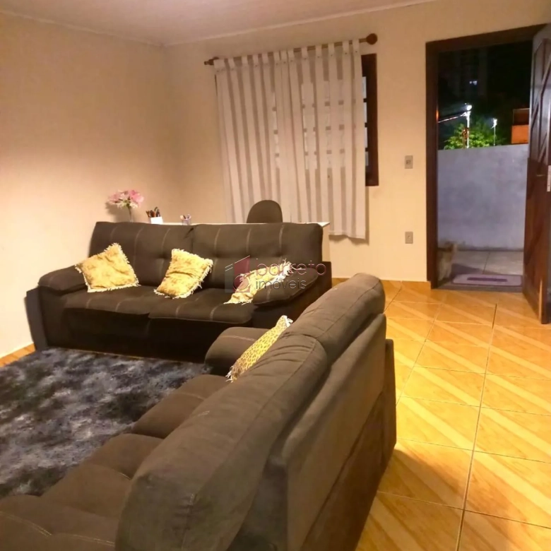 SOBRADO COM 2 CASAS INDEPENDENTES À VENDA NO BAIRRO MEDEIROS EM JUNDIAÍ/SP