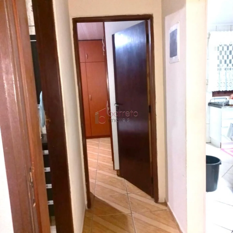 SOBRADO COM 2 CASAS INDEPENDENTES À VENDA NO BAIRRO MEDEIROS EM JUNDIAÍ/SP