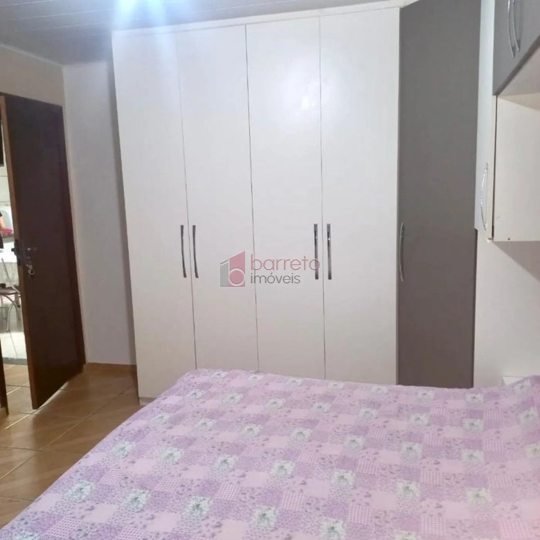SOBRADO COM 2 CASAS INDEPENDENTES À VENDA NO BAIRRO MEDEIROS EM JUNDIAÍ/SP