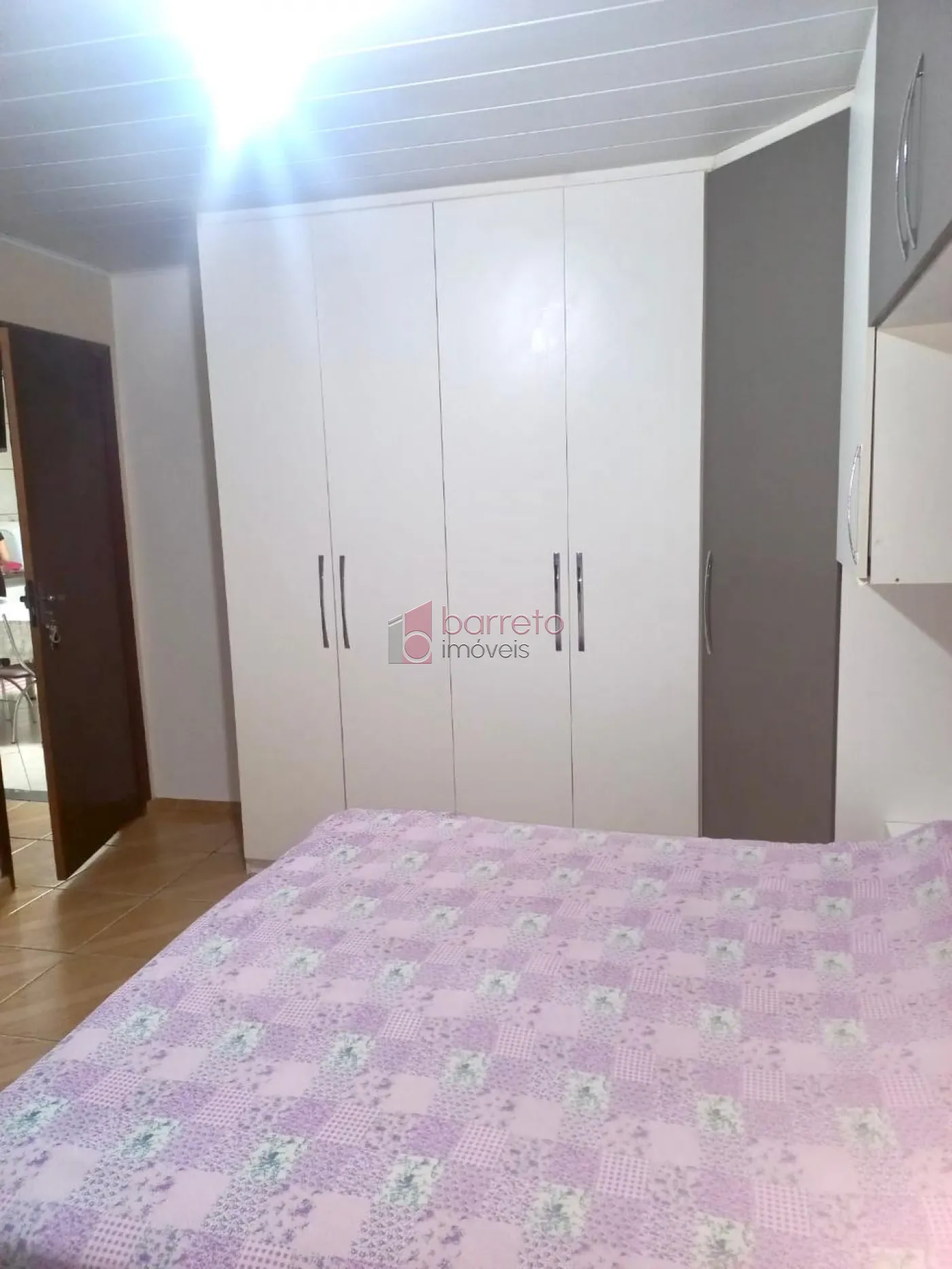 SOBRADO COM 2 CASAS INDEPENDENTES À VENDA NO BAIRRO MEDEIROS EM JUNDIAÍ/SP