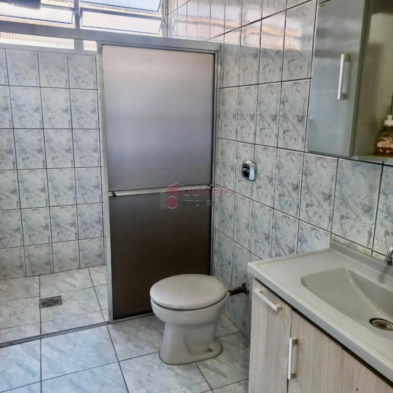 SOBRADO COM 2 CASAS INDEPENDENTES À VENDA NO BAIRRO MEDEIROS EM JUNDIAÍ/SP