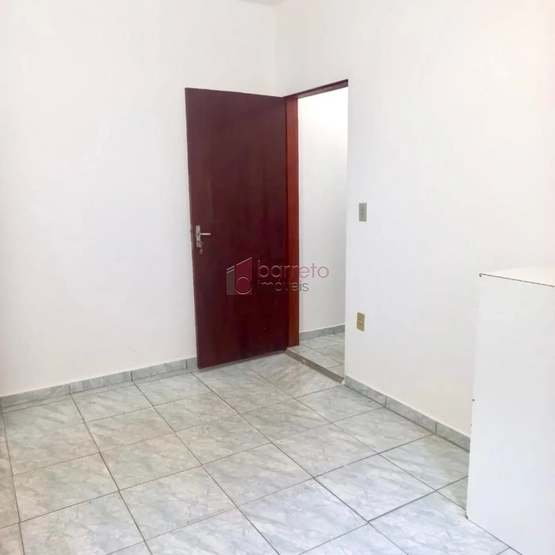 SOBRADO COM 2 CASAS INDEPENDENTES À VENDA NO BAIRRO MEDEIROS EM JUNDIAÍ/SP