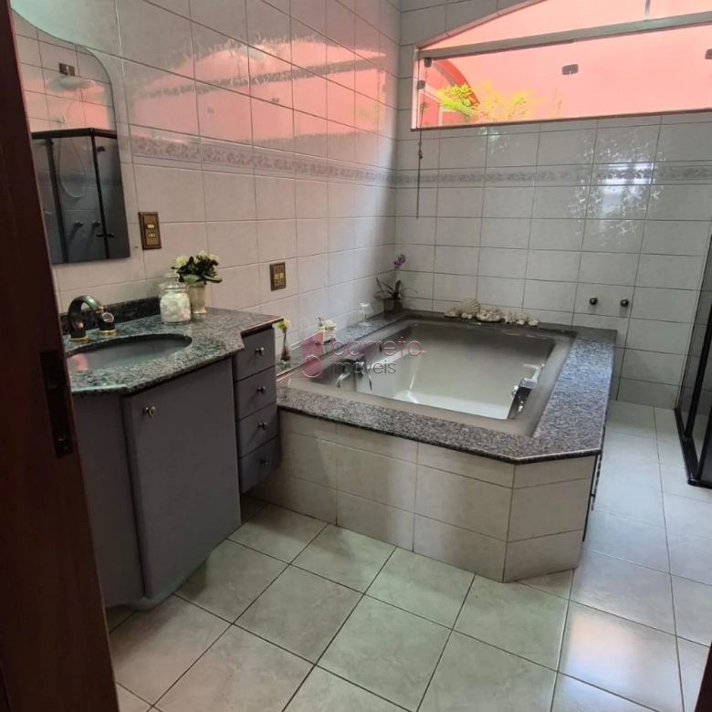 CASA DE USO RESIDENCIAL/COMERCIAL À VENDA NA VILA PROGRESSO EM JUNDIAÍ/SP