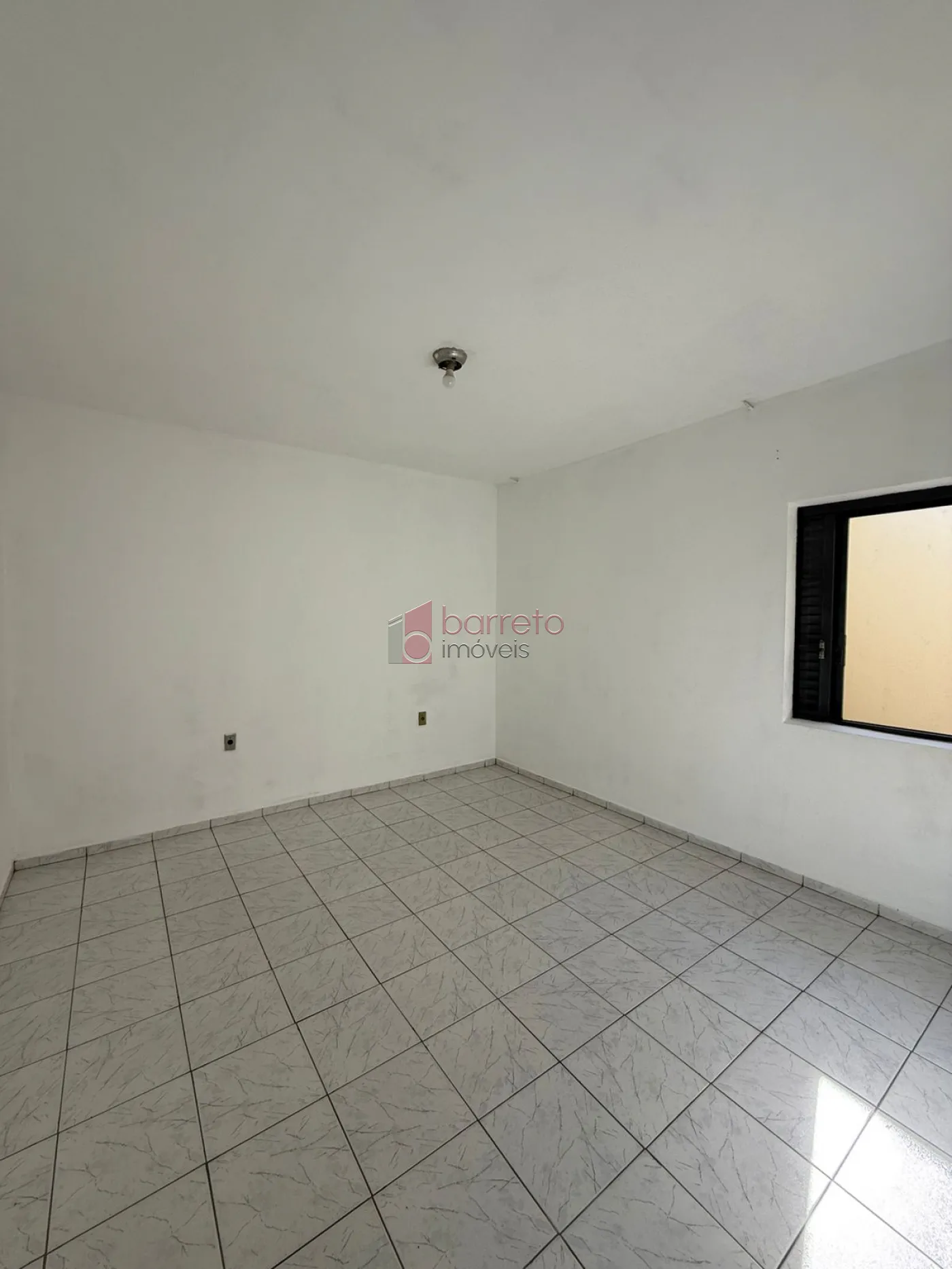 CASA À VENDA NO BAIRRO VILA SANTANA II/JARDIM PACAEMBU EM JUNDIAÍ/SP