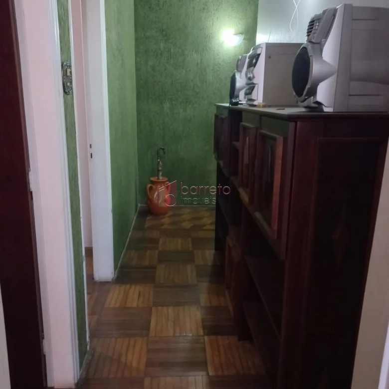 Casa com Edicula para VENDA em Jundiaí SP bairro Vianelo 283m² (em frente ao Mercadão Municipal)