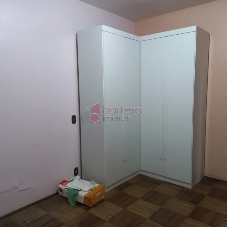 Casa com Edicula para VENDA em Jundiaí SP bairro Vianelo 283m² (em frente ao Mercadão Municipal)