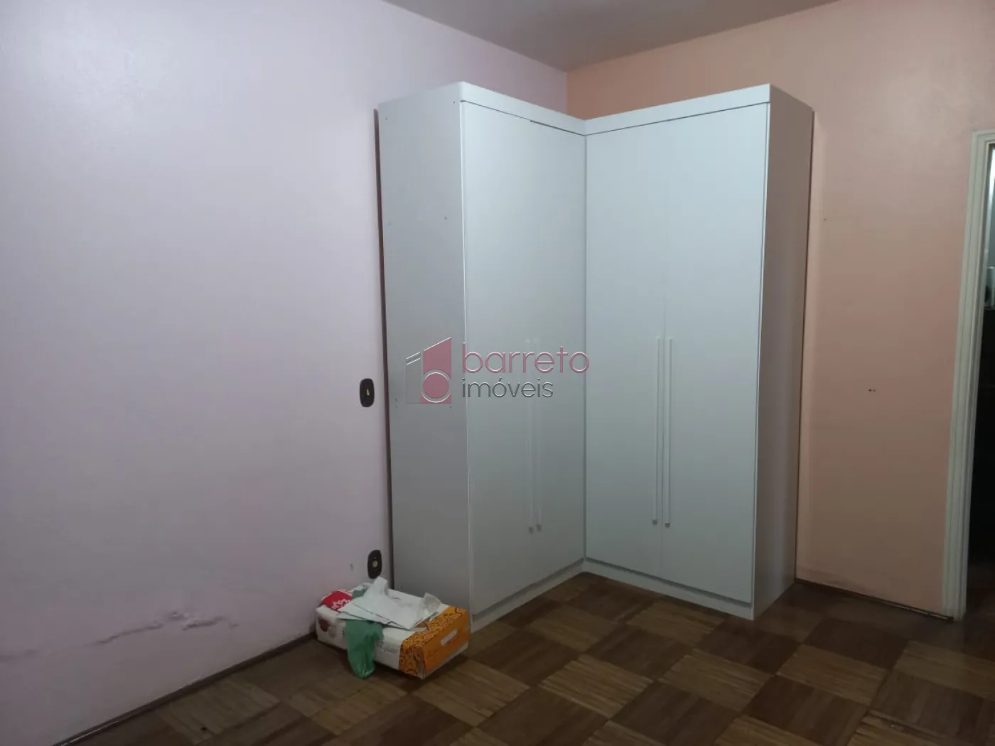 Casa com Edicula para VENDA em Jundiaí SP bairro Vianelo 283m² (em frente ao Mercadão Municipal)