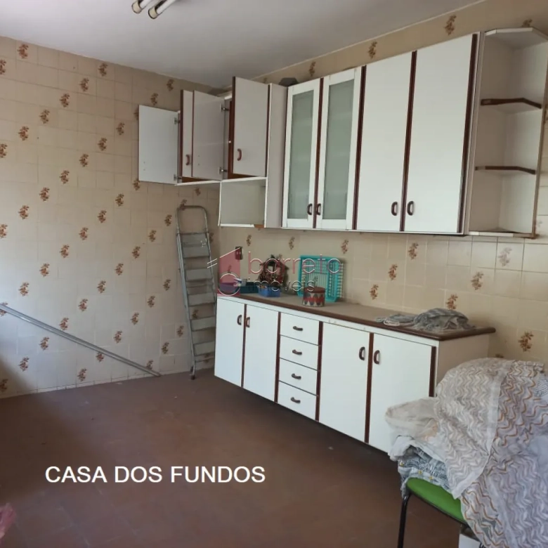 Casa com Edicula para VENDA em Jundiaí SP bairro Vianelo 283m² (em frente ao Mercadão Municipal)
