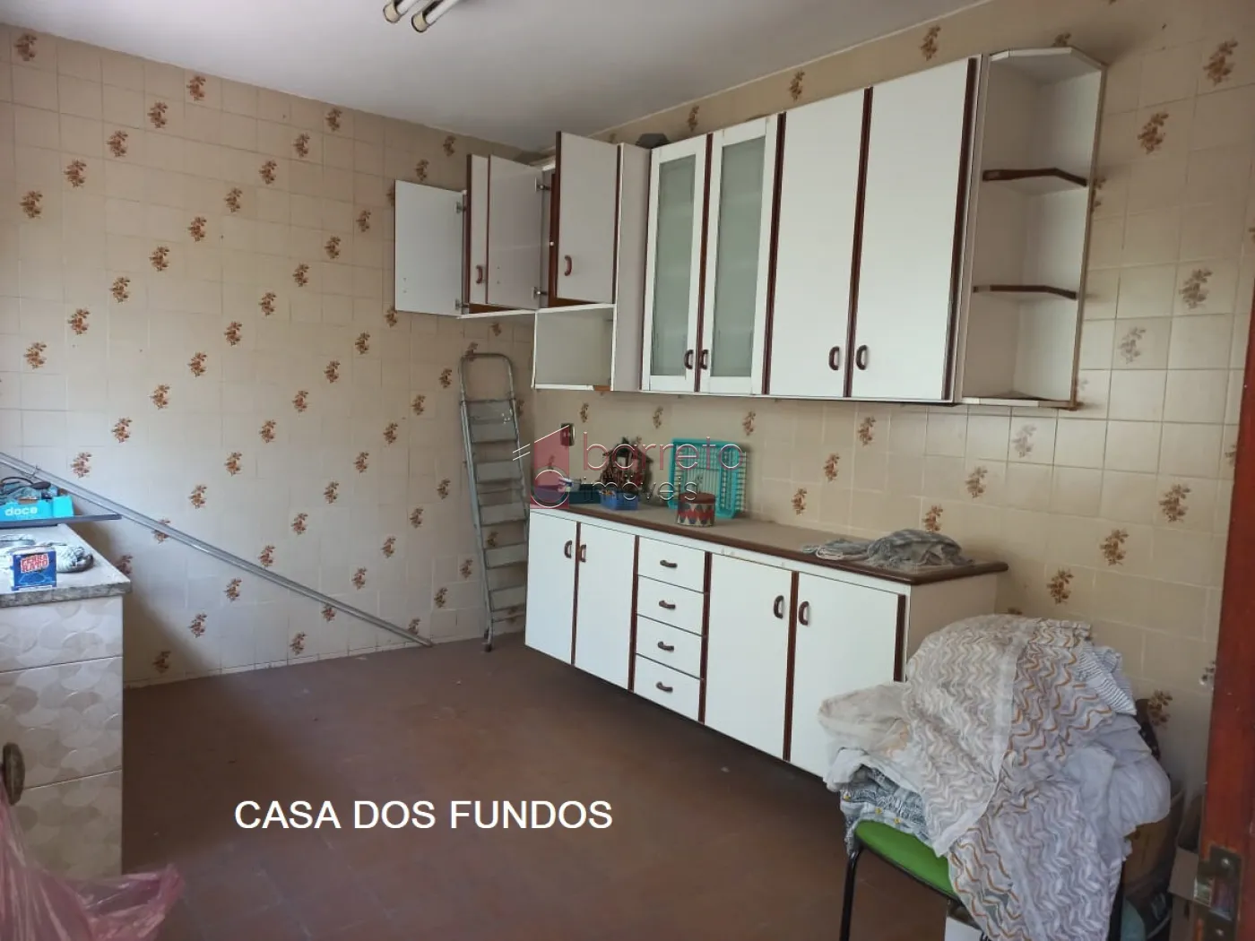 Casa com Edicula para VENDA em Jundiaí SP bairro Vianelo 283m² (em frente ao Mercadão Municipal)