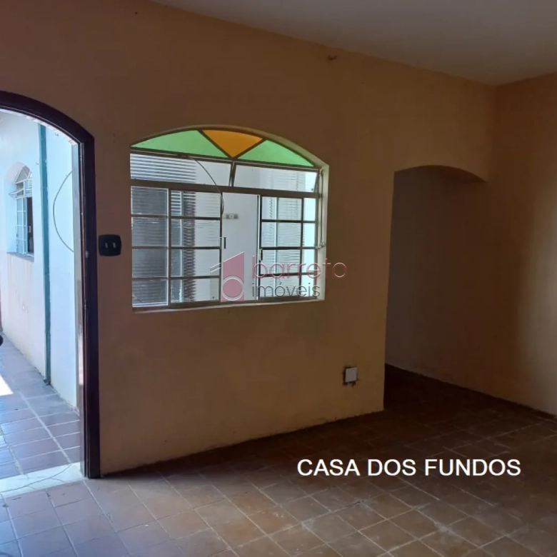 Casa com Edicula para VENDA em Jundiaí SP bairro Vianelo 283m² (em frente ao Mercadão Municipal)