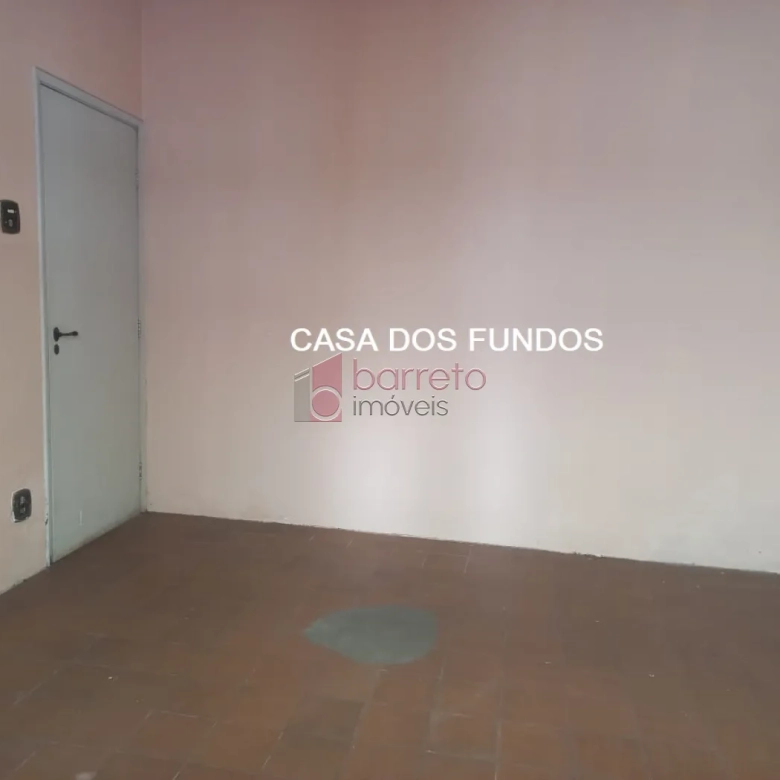 Casa com Edicula para VENDA em Jundiaí SP bairro Vianelo 283m² (em frente ao Mercadão Municipal)