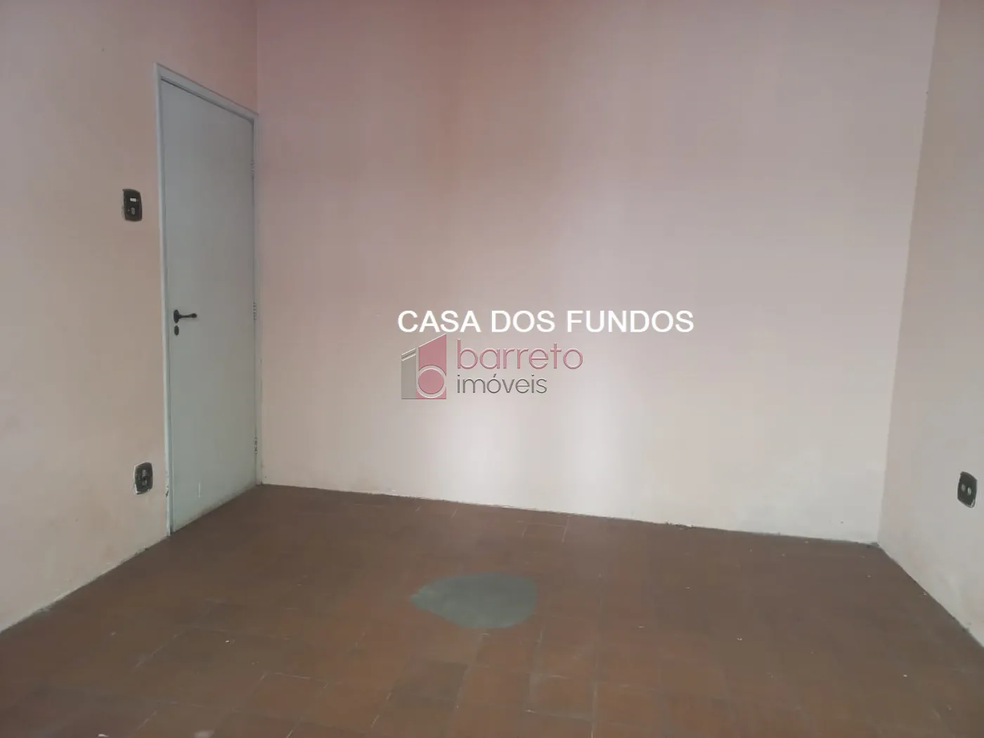 Casa com Edicula para VENDA em Jundiaí SP bairro Vianelo 283m² (em frente ao Mercadão Municipal)