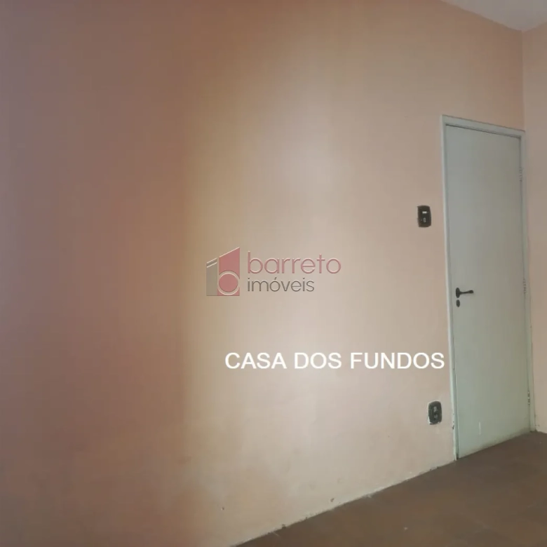 Casa com Edicula para VENDA em Jundiaí SP bairro Vianelo 283m² (em frente ao Mercadão Municipal)