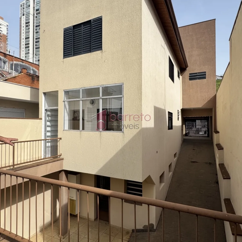 SOBRADO À VENDA – 03 QUARTOS – BELA VISTA – JUNDIAÍ/SP