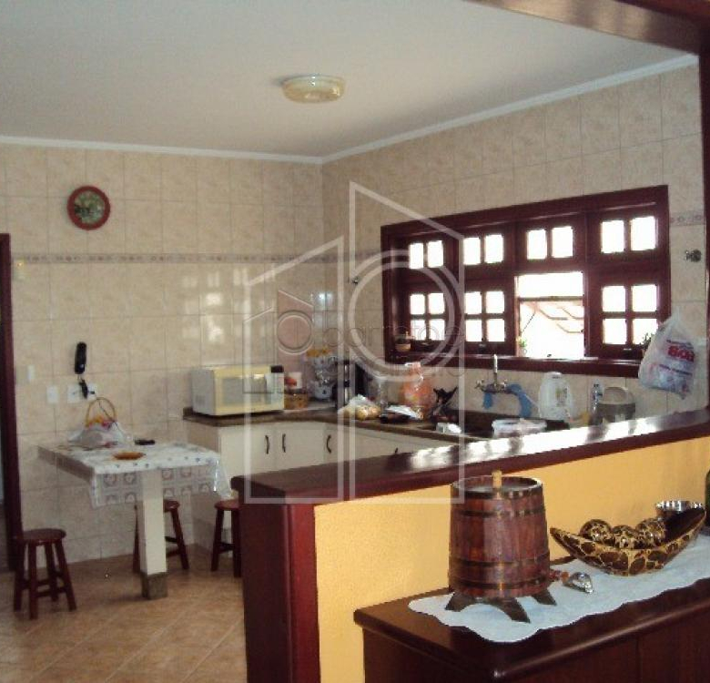 CASA RESIDENCIAL PARA VENDA EM JUNDIAÍ NO BAIRRO CAXAMBU