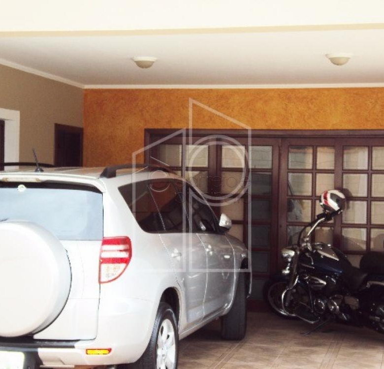 CASA RESIDENCIAL PARA VENDA EM JUNDIAÍ NO BAIRRO CAXAMBU