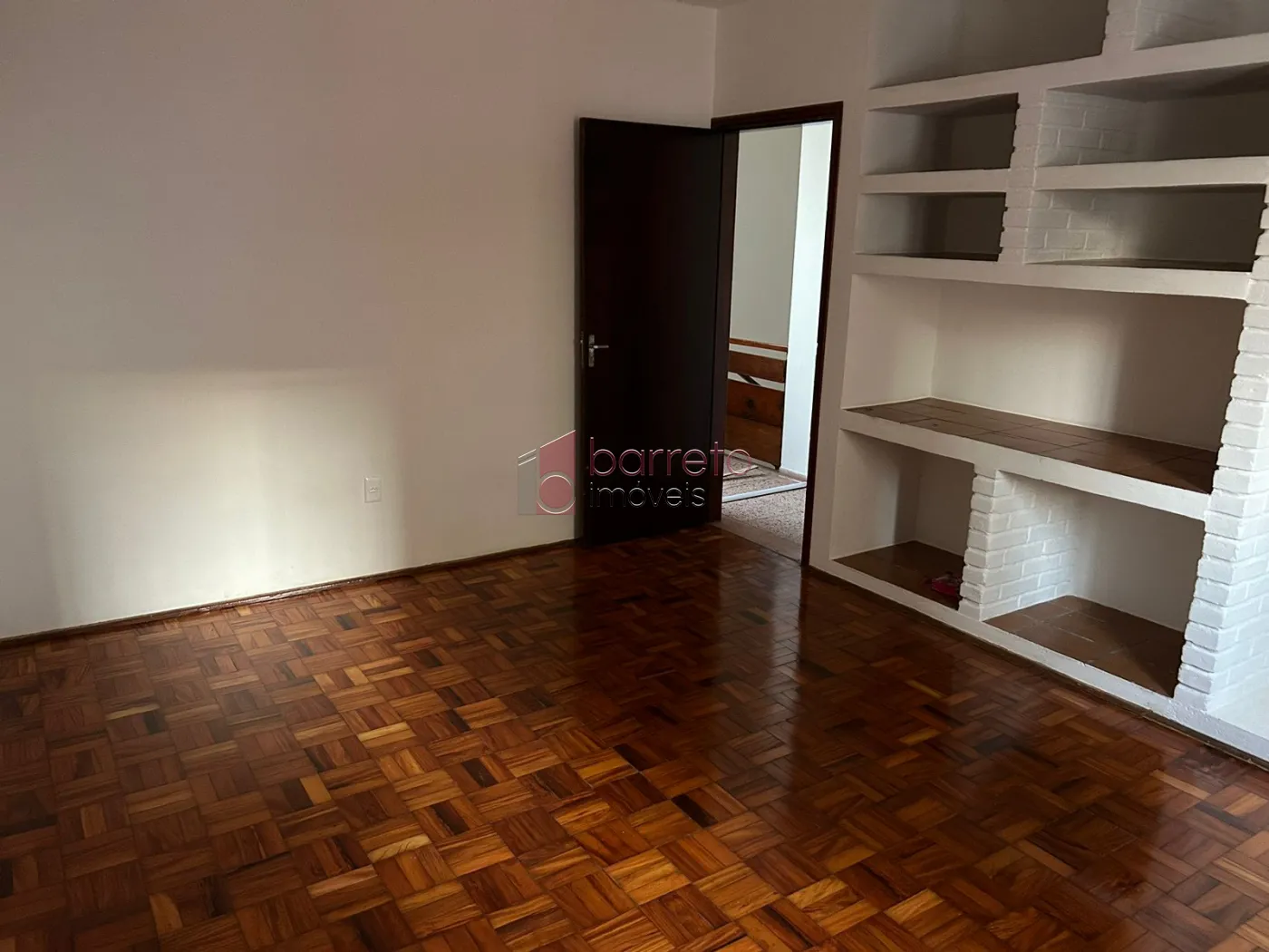 CASA À VENDA NO CENTRO DE JUNDIAÍ/SP