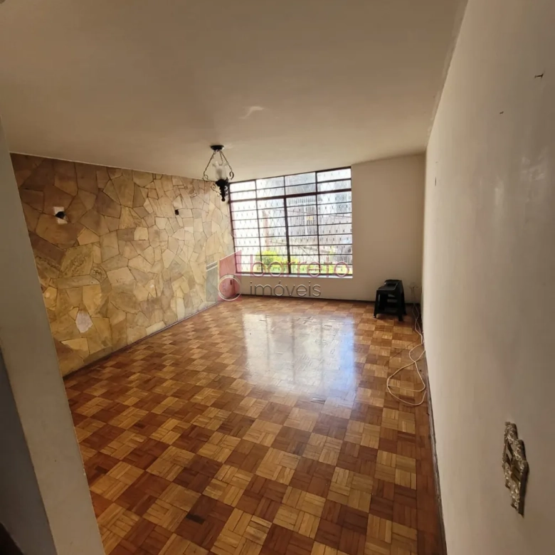CASA À VENDA NO CENTRO DE JUNDIAÍ/SP